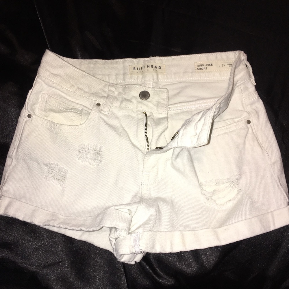 Bullhead shorts size 1 perfect condition